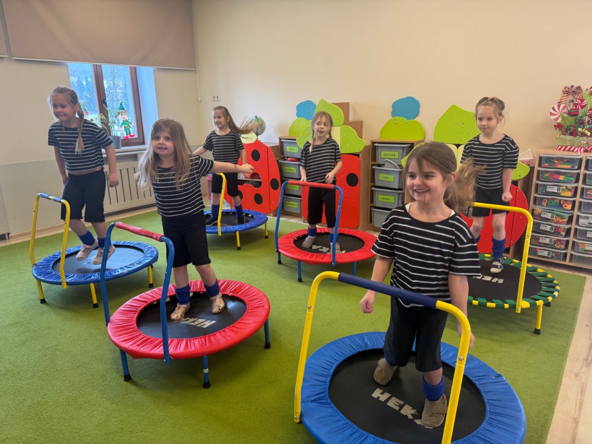 trampoliny trampoliny